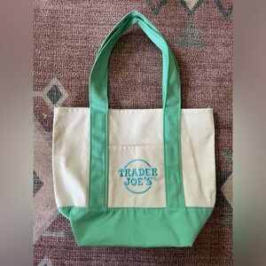 Teal canvas Trader Joe’s tote